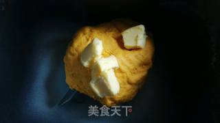 奶酥毛毛虫卷的做法步骤：6