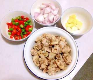 三杯鸡的做法步骤：3