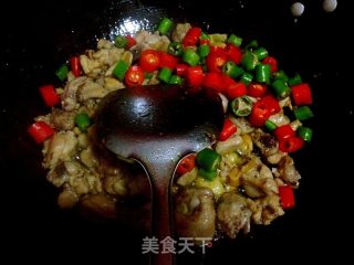 三杯鸡的做法步骤：6