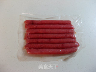 香肠炒芹菜的做法步骤：3