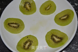 简易水果拼盘的做法步骤：2