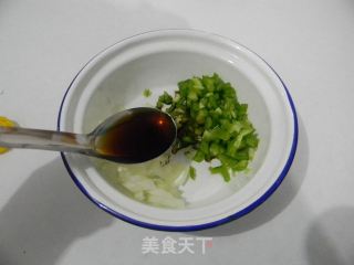 凉拌松花蛋的做法步骤：3