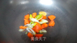 土豆炖牛腩的做法步骤：5