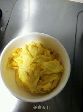 香菇炒鸡蛋的做法步骤：3