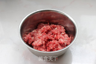 对抗寒冷的高热量——牛肉韭黄煎包的做法步骤：4