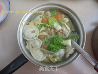 酸汤酥肉元宝饺的做法步骤：12