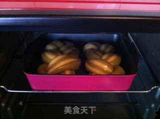 抹茶辫子面包的做法步骤：10