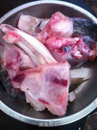美味鱼头豆腐煲的做法步骤：1