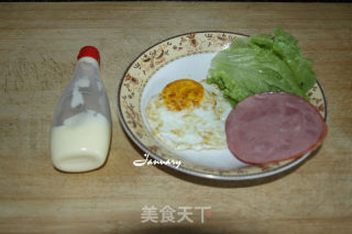 火腿三明治的做法步骤：2