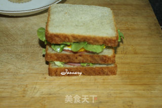 火腿三明治的做法步骤：4
