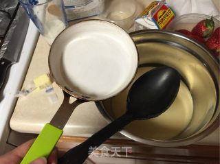 草莓班戟的做法步骤：7