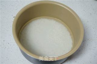 腊肠土豆焖饭的做法步骤：2