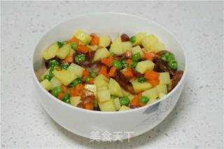腊肠土豆焖饭的做法步骤：7