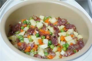 腊肠土豆焖饭的做法步骤：8
