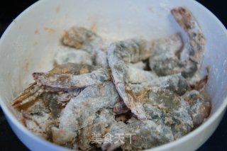 香酥虾的做法步骤：5