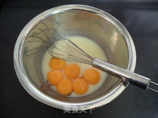 三色奶油蛋糕的做法步骤：2