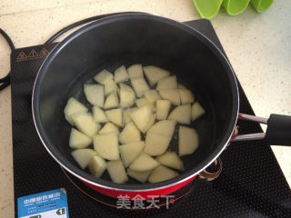 炒孜然味土豆的做法步骤：3