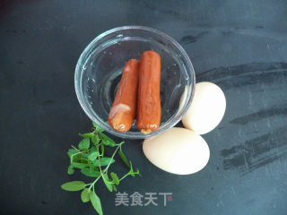 铁板黑椒肠仔鸡蛋的做法步骤：1