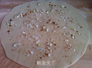 烫面葱油饼的做法步骤：4