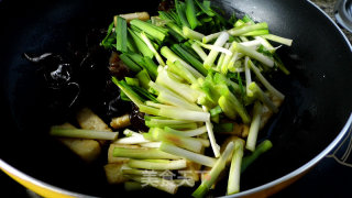 韭菜黄炒豆腐的做法步骤：4