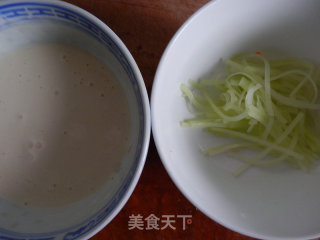 春饼之青笋丝饼的做法步骤：2