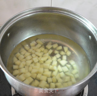 土豆胡萝卜沙拉丁的做法步骤：4
