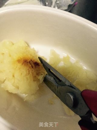 红枣桂圆银耳润肺糖的做法步骤：2