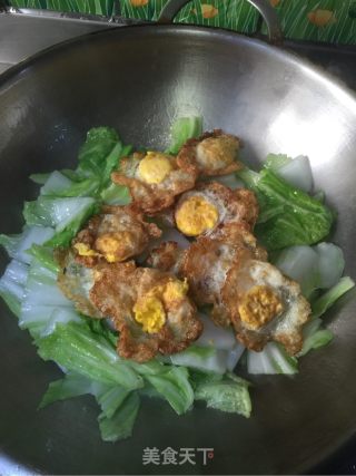 鹌鹑蛋烧大白菜的做法步骤：6