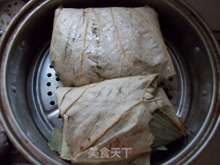 粤式早茶经典茶点——荷香糯米鸡的做法步骤：5