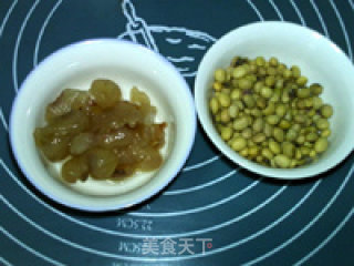 龙眼豆浆的做法步骤：1