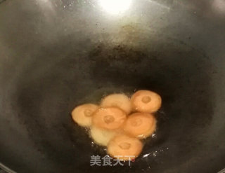 木耳面筋的做法步骤：3