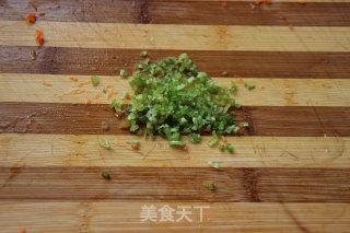 蔬菜鱿鱼圈的做法步骤：2