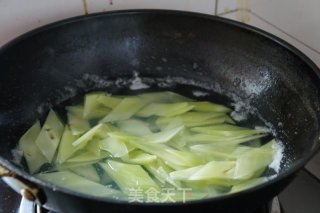 培根肉炒笋片的做法步骤：3