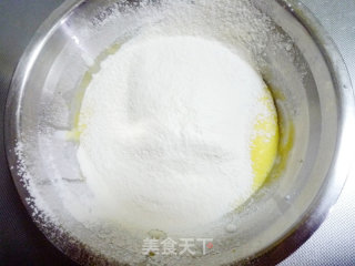 酸奶戚风纸杯蛋糕的做法步骤：6