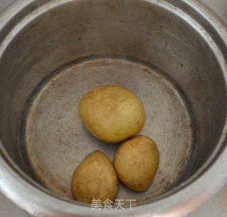 胡萝卜土豆饼的做法步骤：2