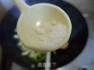 芫爆肉丝的做法步骤：7