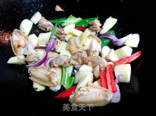 咖哩鸡翅的做法步骤：6