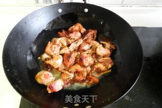 爆炒鸡块的做法步骤：3