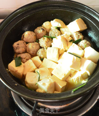 香菇肉丸煮豆腐的做法步骤：6