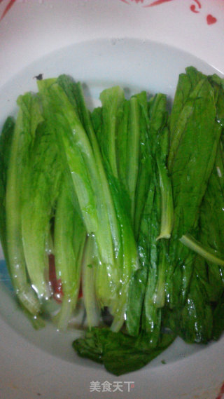 香灼油麦菜的做法步骤：3