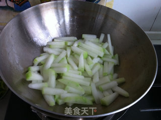 菜椒炒冬瓜的做法步骤：4