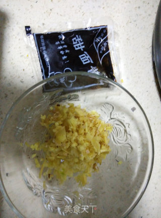 香菇酱的做法步骤：3