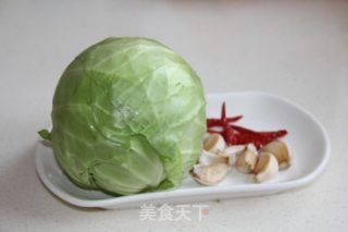 手撕包菜的做法步骤：1