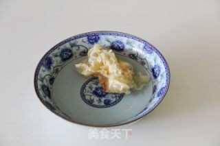 南瓜银耳百合羹的做法步骤：2