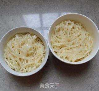番茄土豆肉酱拌面的做法步骤：8