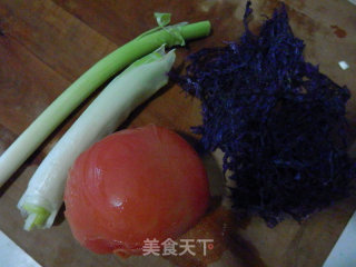 西红柿鸡蛋汤的做法步骤：1