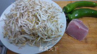 肉丝炒豆芽的做法步骤：1