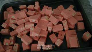 粉色花生牛扎糖的做法步骤：10