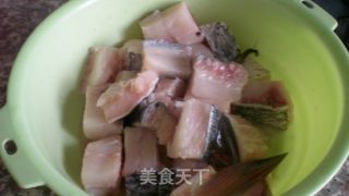 炸鱼块的做法步骤：3