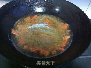 香菇粉条鸡蛋汤的做法步骤：5